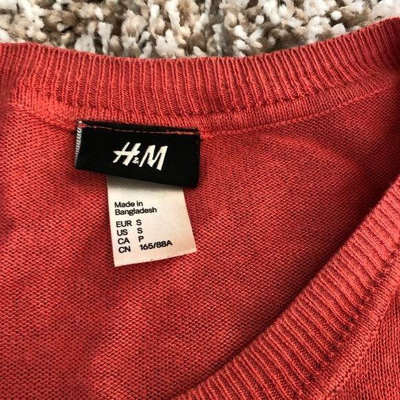 H&M orange crop sweater - Picture 3 of 4